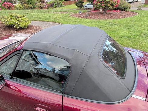 Used 2003 MAZDA MX-5 Miata LS RWD image 9
