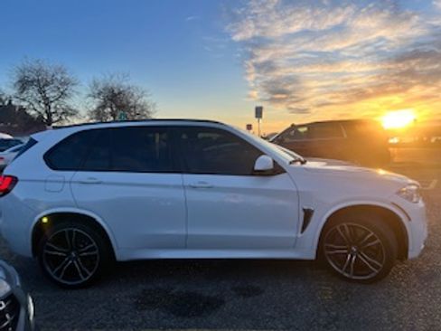 Used 2016 BMW X5 M image 4