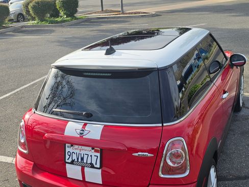 Used 2011 MINI Cooper John Cooper Works image 14