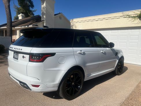 Used 2019 Land Rover Range Rover Sport SVR image 9