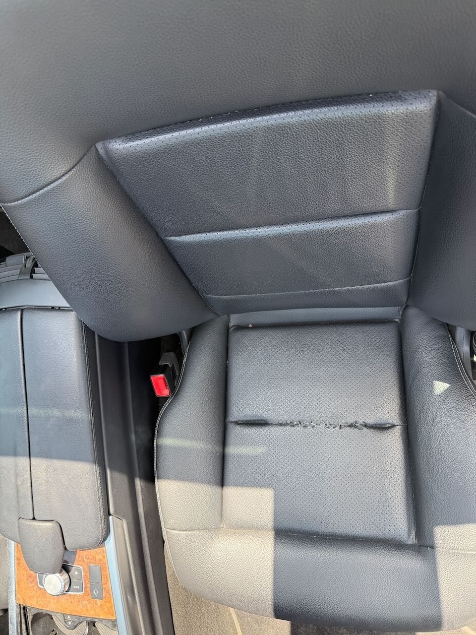 Used 2014 Mercedes-Benz E 350 4MATIC Sedan image 13