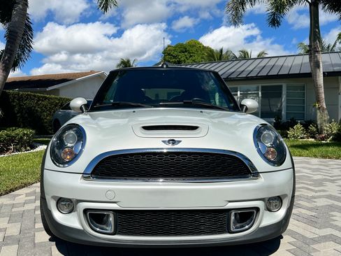Used 2015 MINI Cooper S w/ Highgate Package image 11