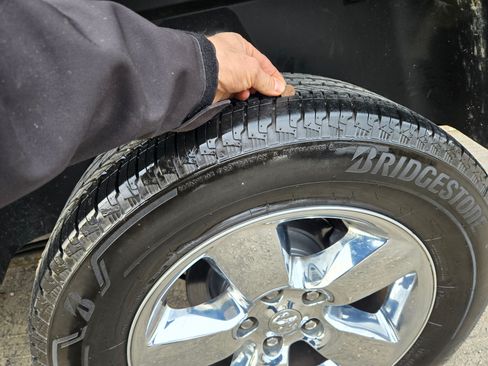 Used 2015 RAM 1500 Big Horn image 26