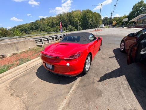 Used 2013 Porsche Boxster RWD image 5