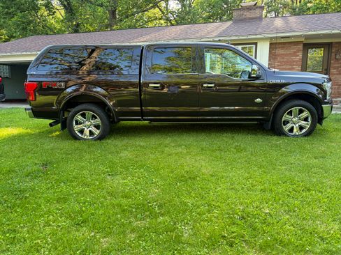Used 2019 Ford F150 King Ranch w/ Equipment Group 601A Luxury AWD/4WD image 5
