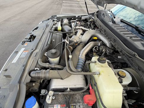 Used 2025 Ford F350 Lariat w/ Lariat Ultimate Package AWD/4WD image 24