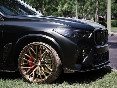 Used 2022 BMW X5 M w/ Competition Package 2 image 4