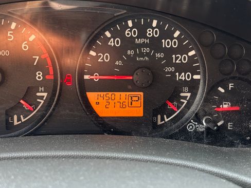 Used 2013 Nissan Frontier SV RWD image 11