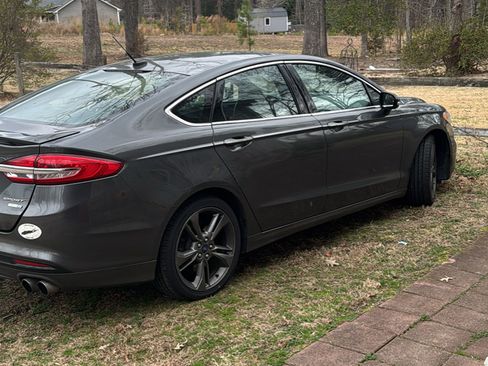 Used 2017 Ford Fusion Sport image 2
