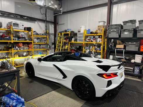 Used 2023 Chevrolet Corvette Stingray Preferred Conv w/ Z51 Performance Package image 2