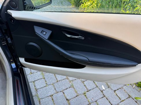 Used 2008 BMW 650i Coupe image 12