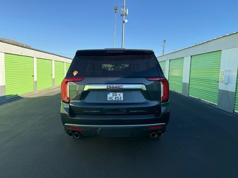 Used 2021 GMC Yukon Denali w/ LPO, Illumination Package image 4