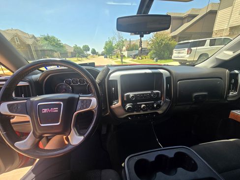 Used 2015 GMC Sierra 1500 SLE w/ SLE Value Package AWD/4WD image 8
