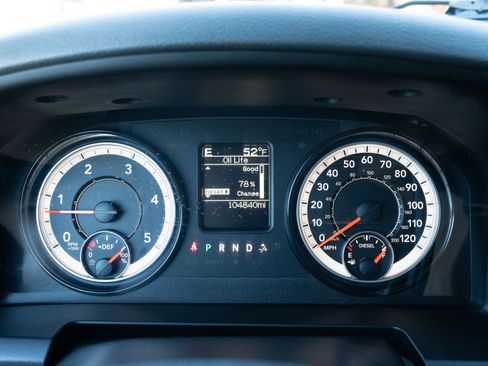 Used 2018 RAM 3500 Big Horn image 26