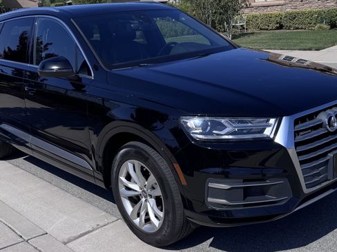 Used 2017 Audi Q7 3.0T Premium AWD/4WD image 4