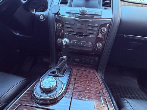 Used 2019 Nissan Armada SL w/ Premium Package AWD/4WD image 10