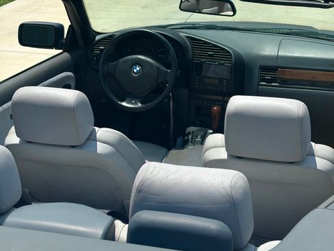 Used 1999 BMW 328i Convertible RWD image 22