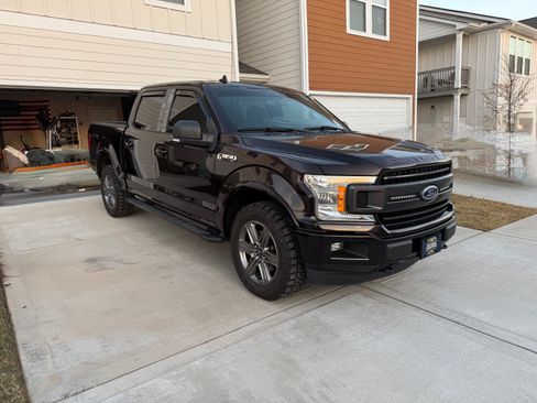 Used 2020 Ford F150 XLT w/ Equipment Group 302A Luxury image 4