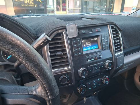 Used 2015 Ford F150 XLT w/ Equipment Group 301A Mid image 14