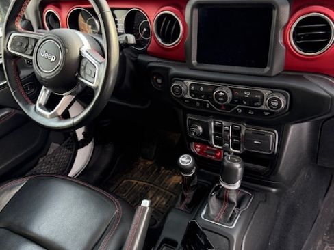 Used 2022 Jeep Gladiator Rubicon w/ LED Lighting Group image 12