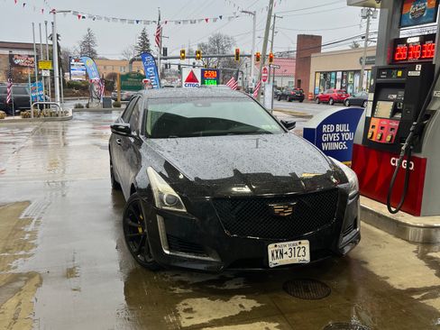 Used 2014 Cadillac CTS Vsport image 1