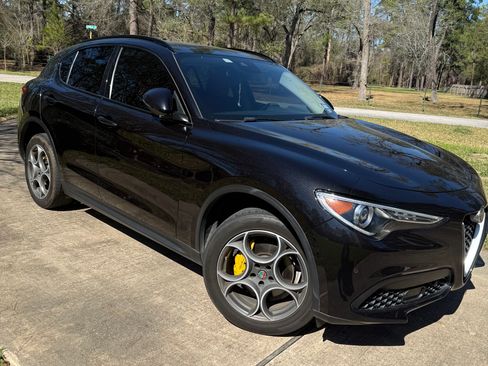 Used 2019 Alfa Romeo Stelvio Sport w/ Quick Order Package 22J Sport image 1