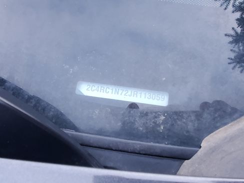 Used 2018 Chrysler Pacifica Limited w/ Advanced Safetytec Group image 13