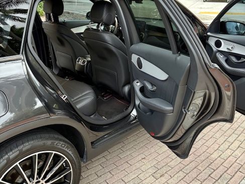 Used 2022 Mercedes-Benz GLC 300 300 Sport Utility 4D image 11