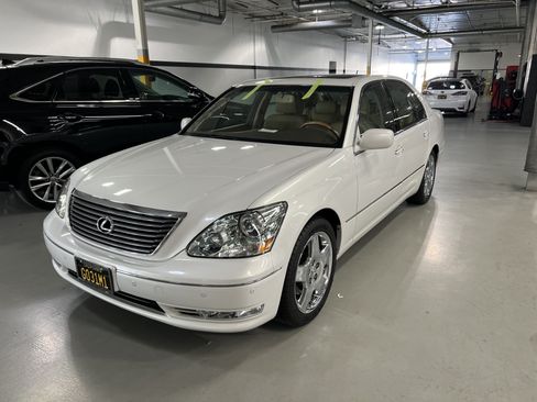 Used 2005 Lexus LS 430 image 10