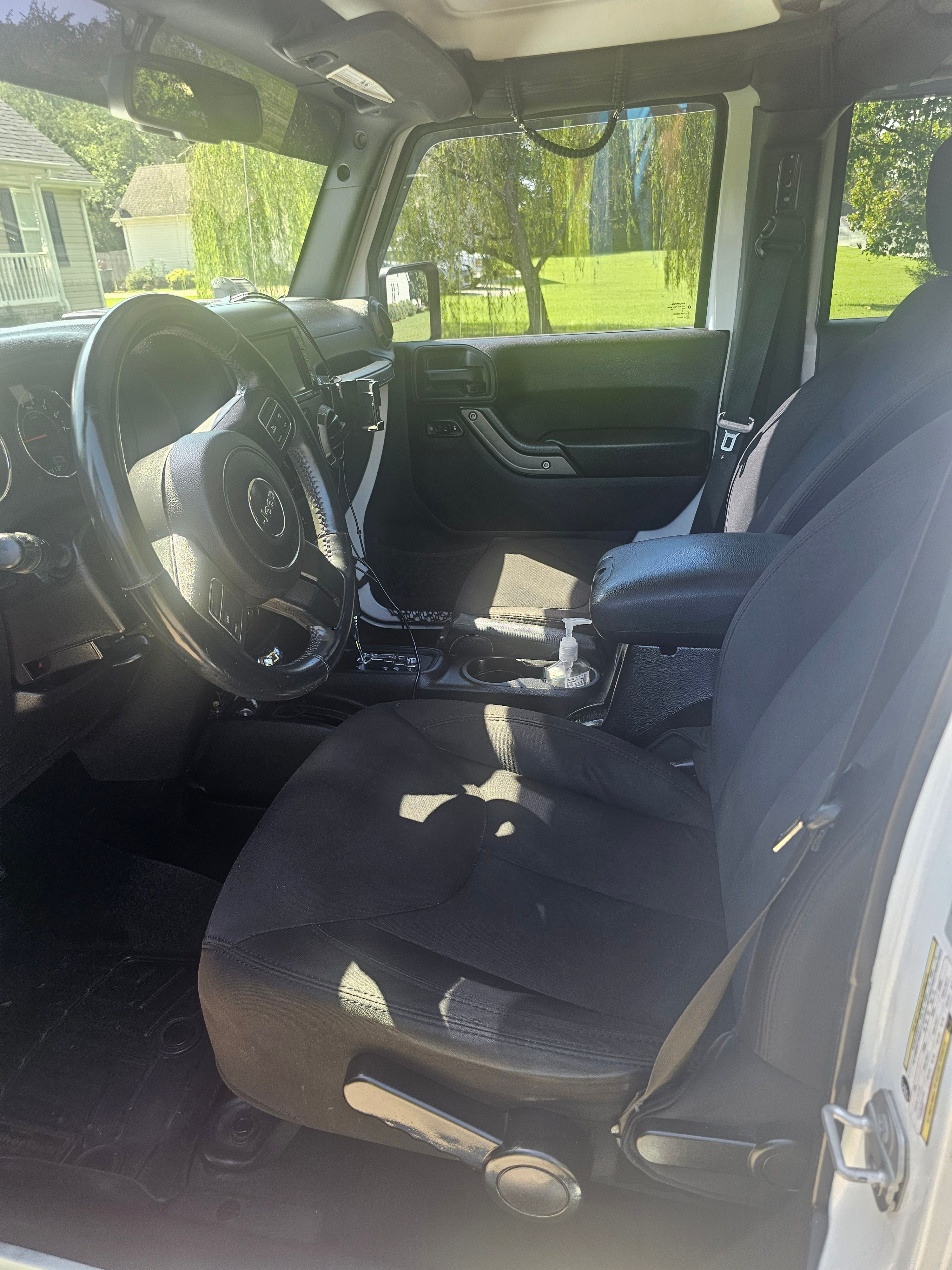 Used 2015 Jeep Wrangler Unlimited Sport w/ Quick Order Package 24S AWD/4WD image 6