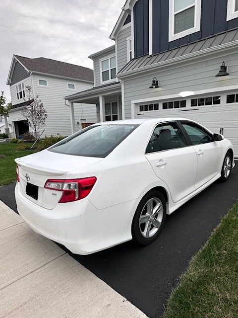 Used 2013 Toyota Camry SE FWD image 8