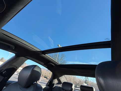 Used 2018 Genesis G80 3.3T Sport image 20