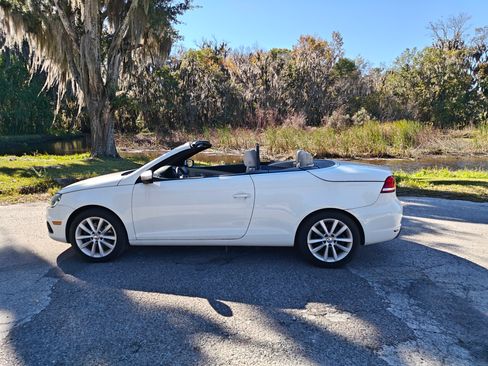 Used 2012 Volkswagen Eos Komfort image 1