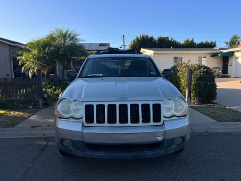 Used 2008 Jeep Grand Cherokee Laredo RWD image 4