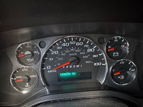 Used 2011 GMC Savana 2500 image 12