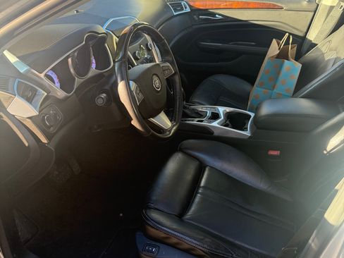 Used 2012 Cadillac SRX Luxury image 14