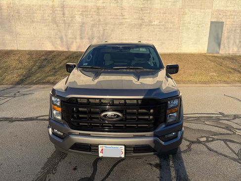 Used 2023 Ford F150 XL w/ Trailer Tow Package image 2