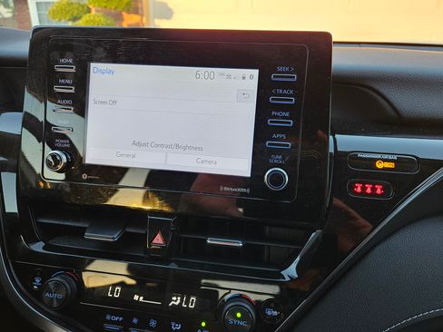 Used 2023 Toyota Camry SE image 25