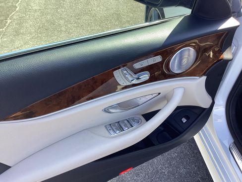 Used 2019 Mercedes-Benz E 450 4MATIC Wagon image 18