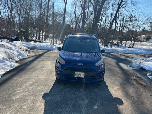 Used 2016 Ford Transit Connect XLT image 4