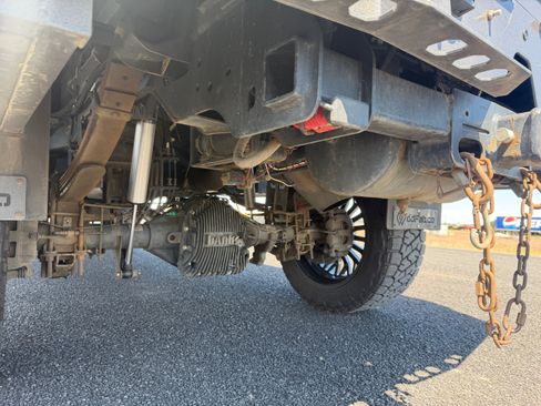 Used 2021 Ford F350 Platinum AWD/4WD image 10
