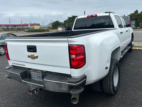 Used 2018 Chevrolet Silverado 3500 W/T w/ WT Convenience Package RWD image 4