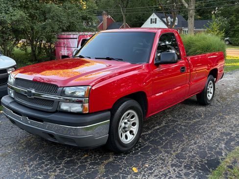 Used 2005 Chevrolet Silverado 1500 W/T image 5