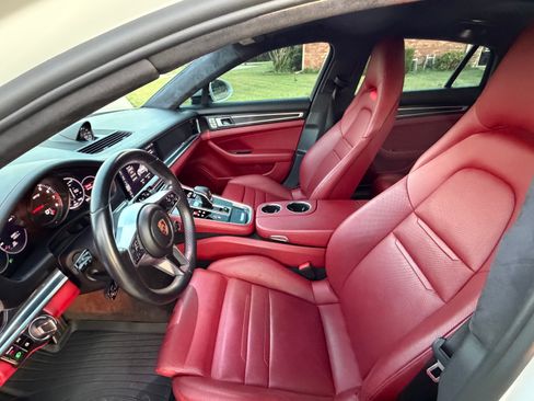 Used 2020 Porsche Panamera GTS AWD/4WD image 11