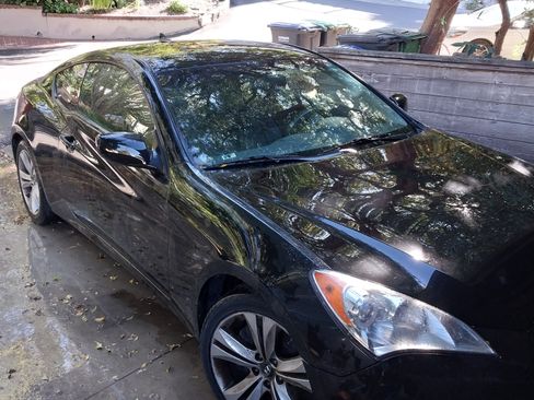 Used 2012 Hyundai Genesis 2.0T image 1