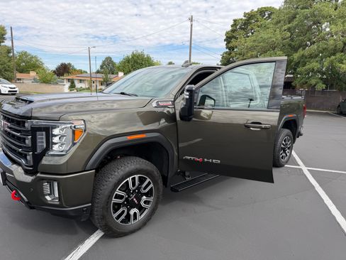Used 2023 GMC Sierra 3500 AT4 w/ AT4 Premium Plus Package AWD/4WD image 24