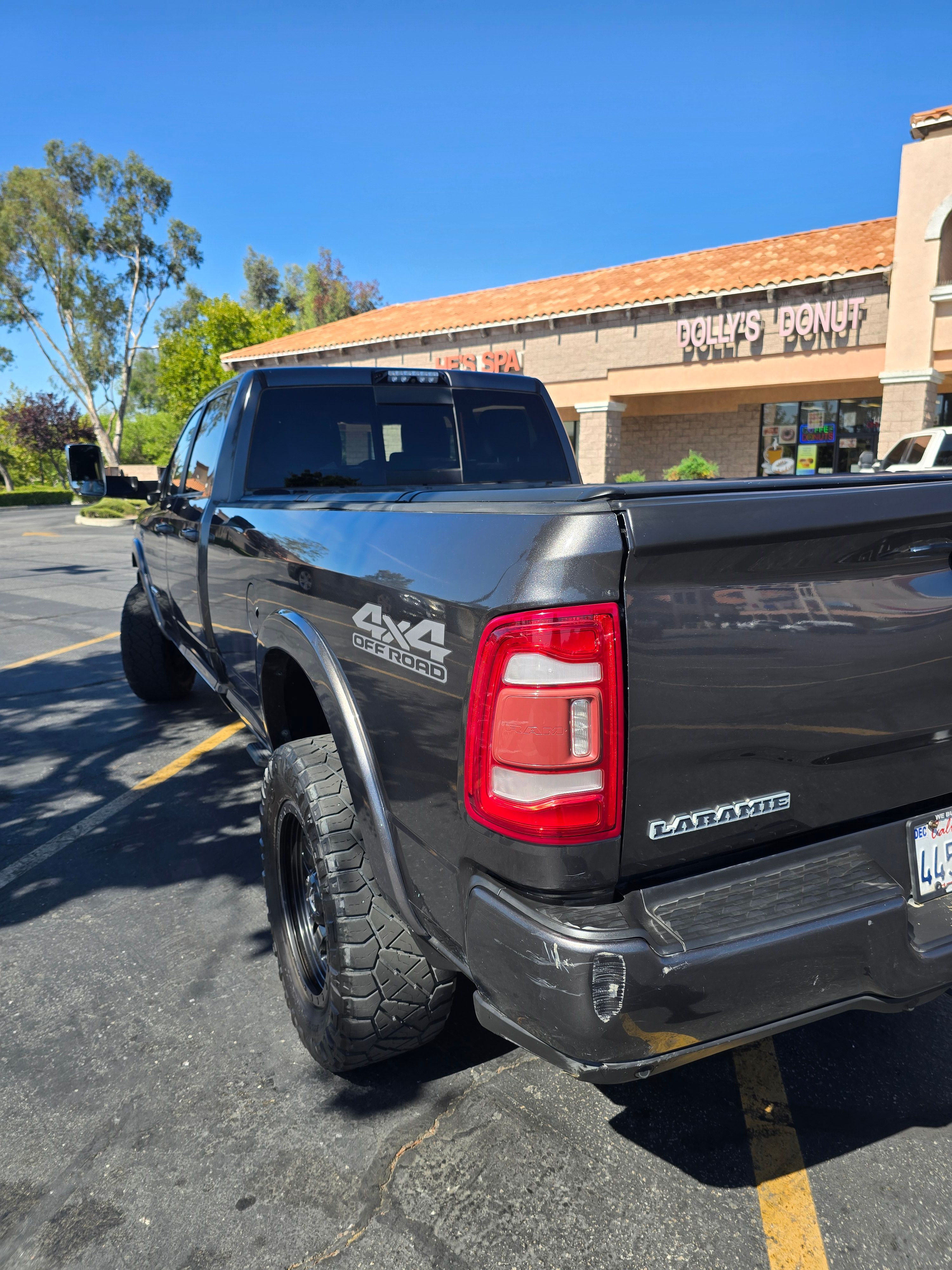 Used 2019 RAM 2500 Laramie AWD/4WD image 14