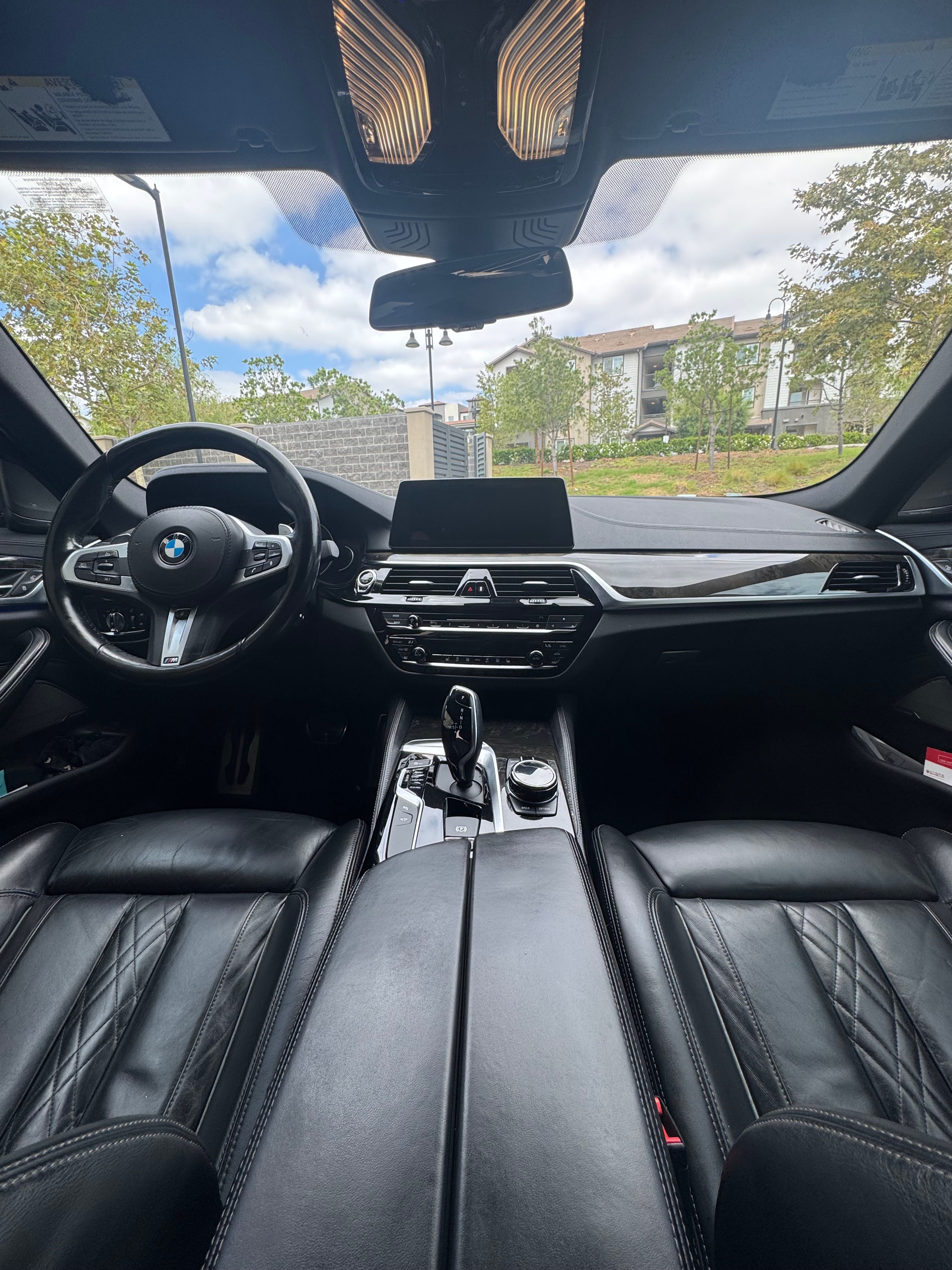Used 2018 BMW M550i xDrive AWD/4WD image 15