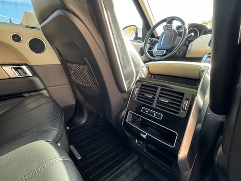 Used 2015 Land Rover Range Rover Sport HSE image 10