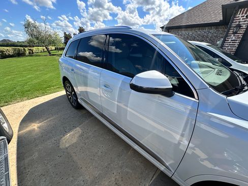 Used 2018 Audi Q7 3.0T Prestige w/ Prestige Package AWD/4WD image 2